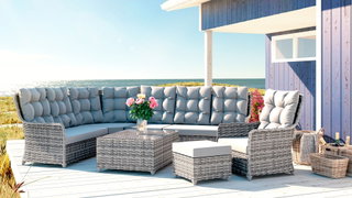 Emma Lounge