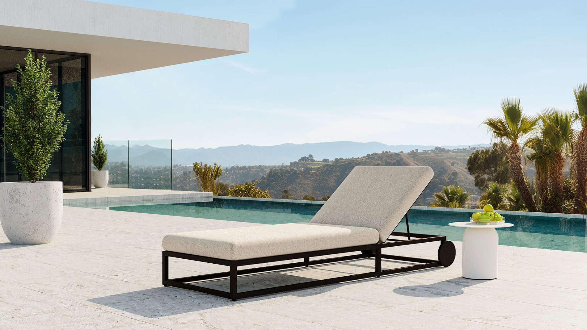 Soyo sun lounger